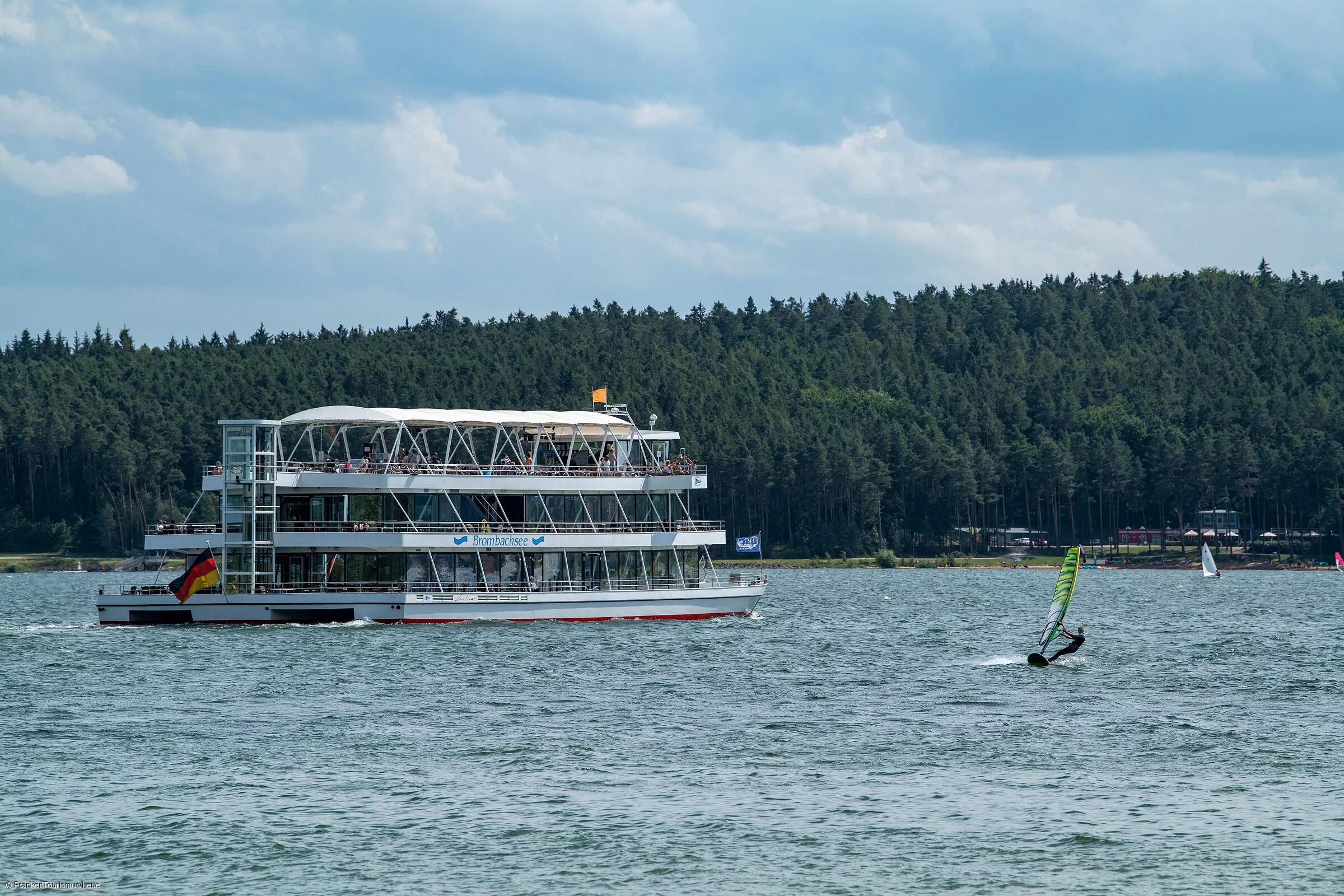 Trimaran am Großen Brombachsee
