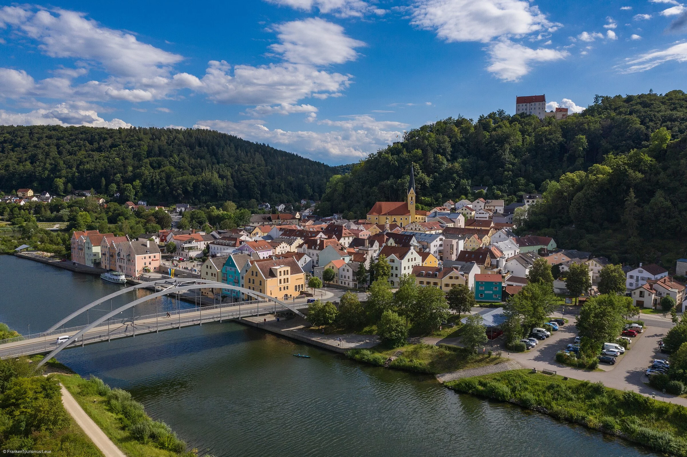 Main-Donau-Kanal, Stand-Impression, oberhalb Falkenhof Schloss Rosenau