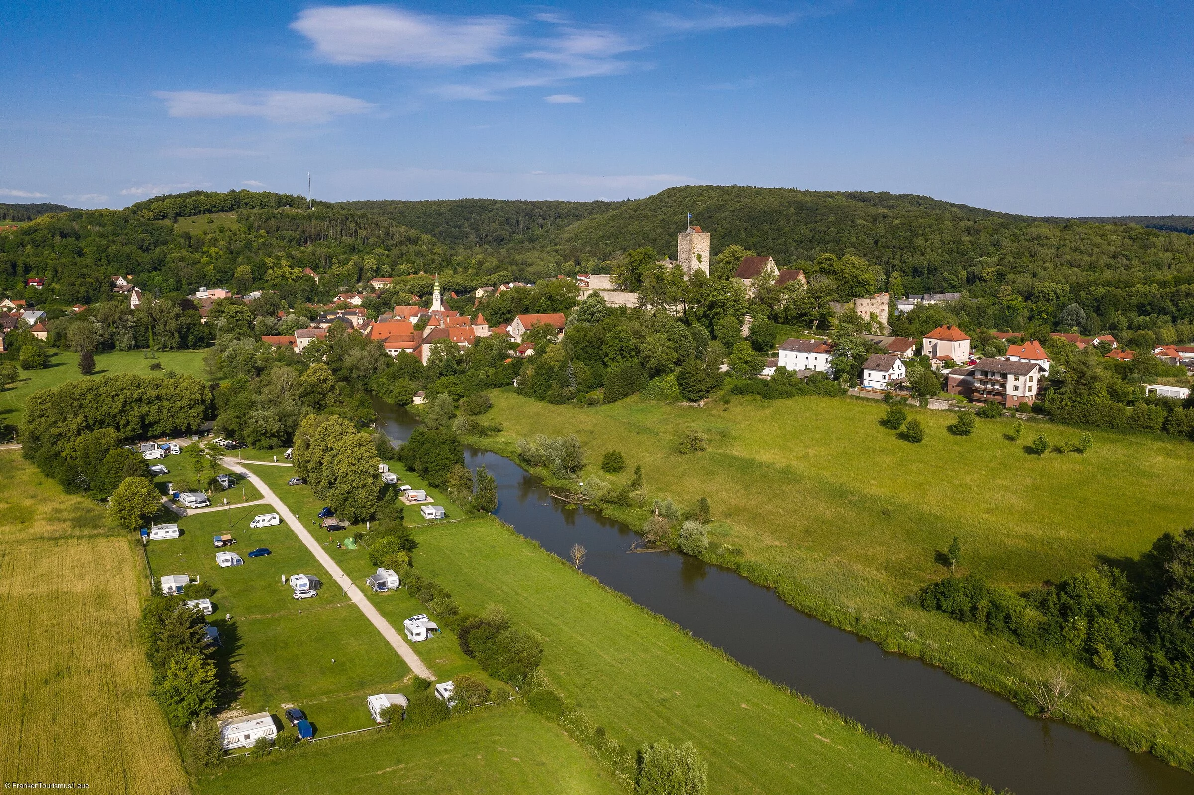 Burg Pappenheim, Wohnmobilstellplätze direkt an der Altmühl