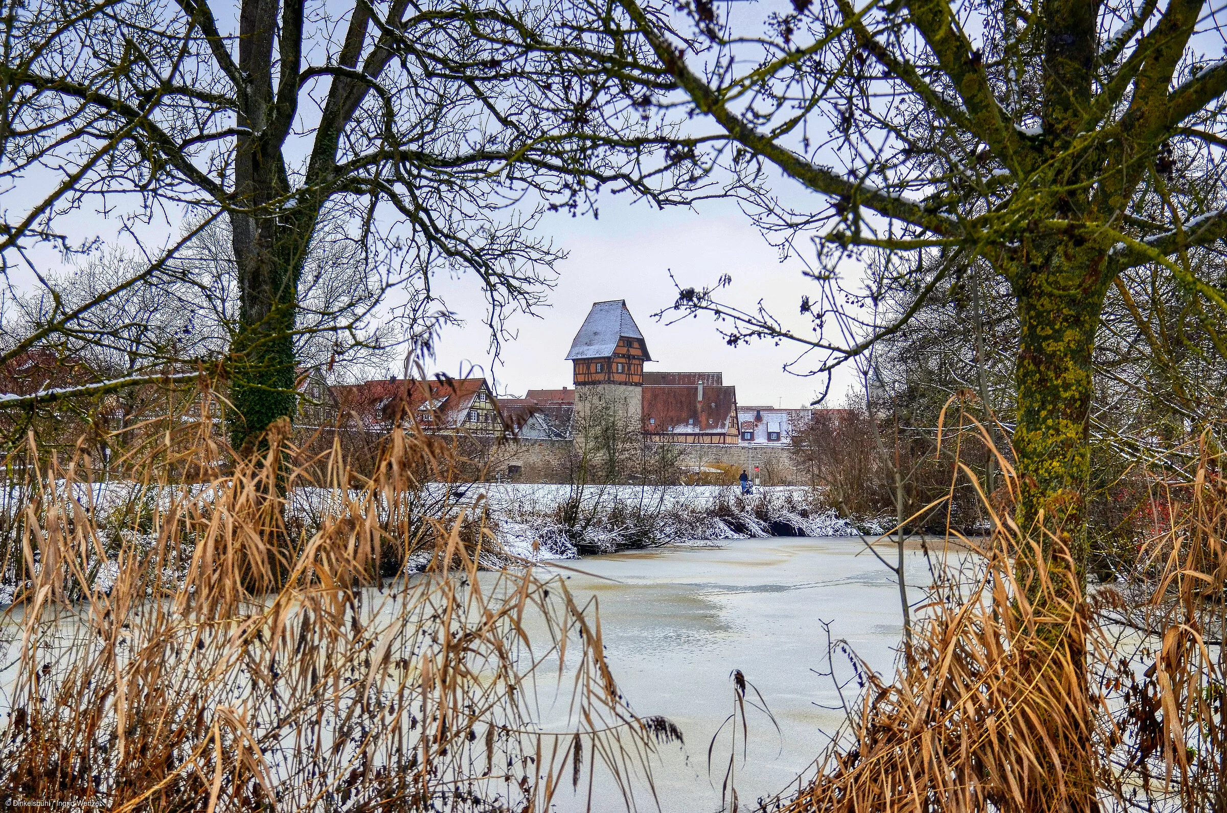 Winterliches Dinkelsbühl - Bäuerlinsturm