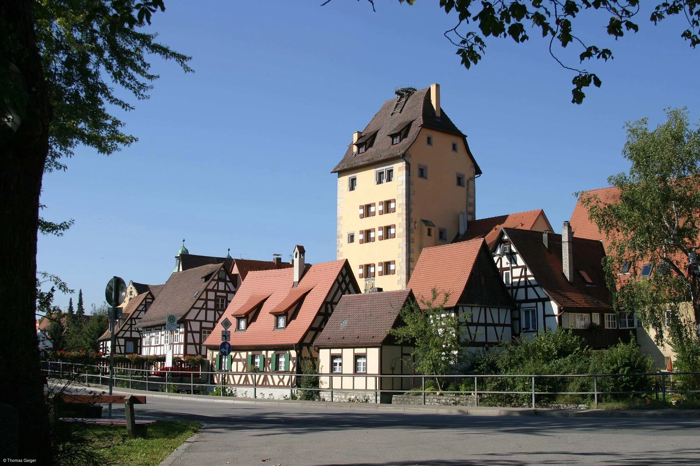 TDG - WassertorStadt Hersbruck August/September 2005, Deutschland, Bayern, Franken© Thomas Geiger / TANDEM, P e g n i t z s t r. 30, D-91217 H e r s b r u c k , Tel.: +49-9151-824959 +  +49-171-5149047 - V e r o e f f e n t li c h u n g   n u r   mi t   H o n o r a r   n a c h   M F M ,   B e l e g   u n d   N a m e n s n e n n u n g !   C o p y r i g h t  n u r   f u e r   J o u r n a l i s t i s c h e  Z w e c k e, K e i n e  P e r s o e n l i c h k e i t s r e c h t e  v o r h a n d e n !  F r e i g a b e   f u e r   J o u r n a l i s t i s c h e  V e r o e f f e n t l . e r t e i l t !  B a n k v e r b i n d u n g : P o s t b a n k M u e n c h e n - K o n t o 218530800 - BLZ 70010080