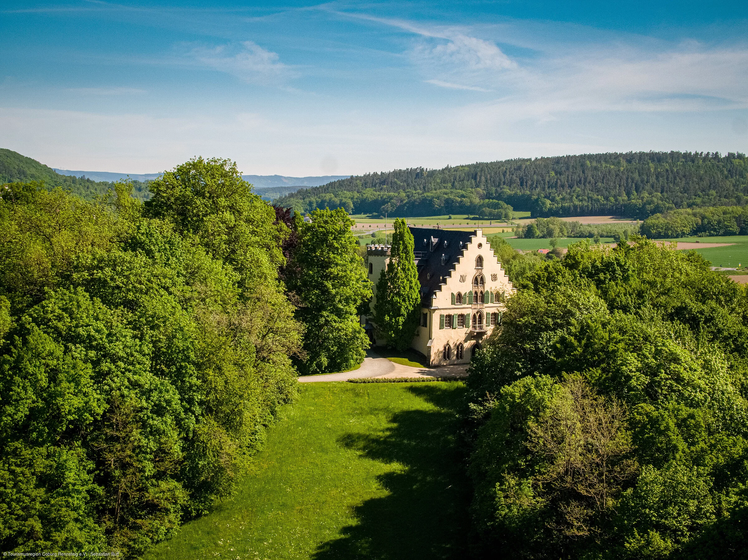 Luftaufnahme Schloss Rosenau