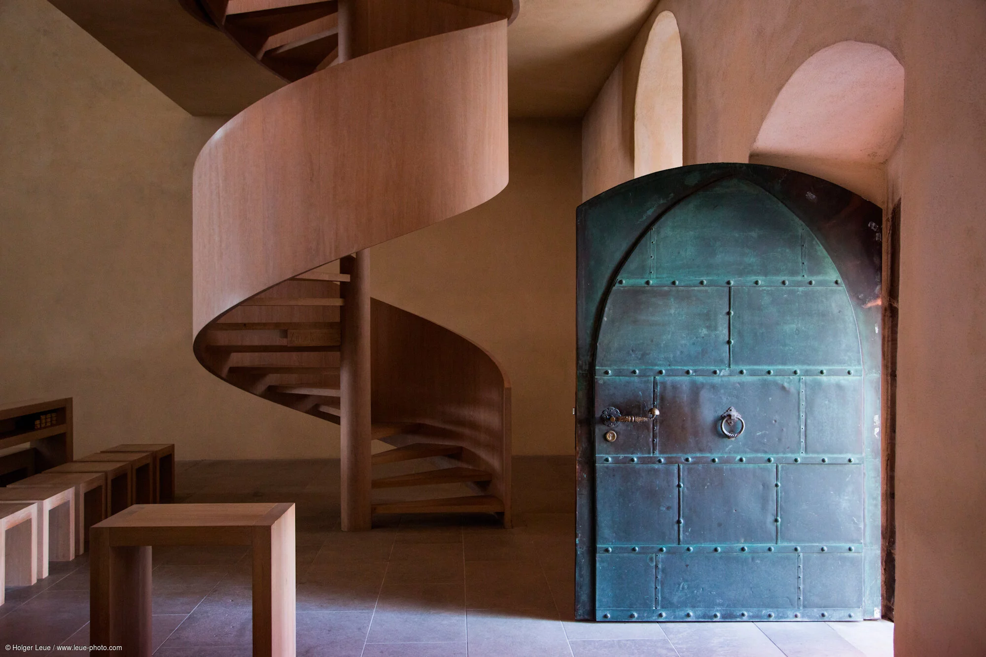 Moderne Architektur der St. Klara Kirche