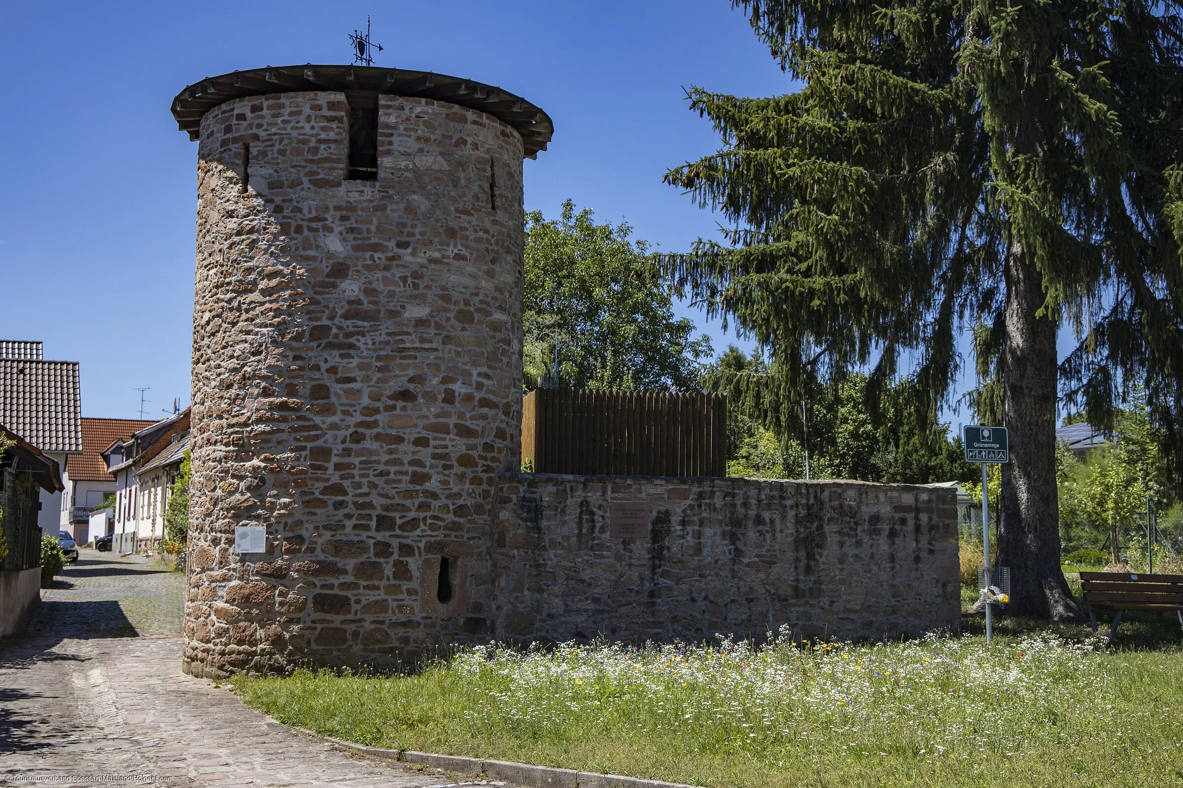 Niedernberg, Spessart-Mainland, Bavaria, Germany